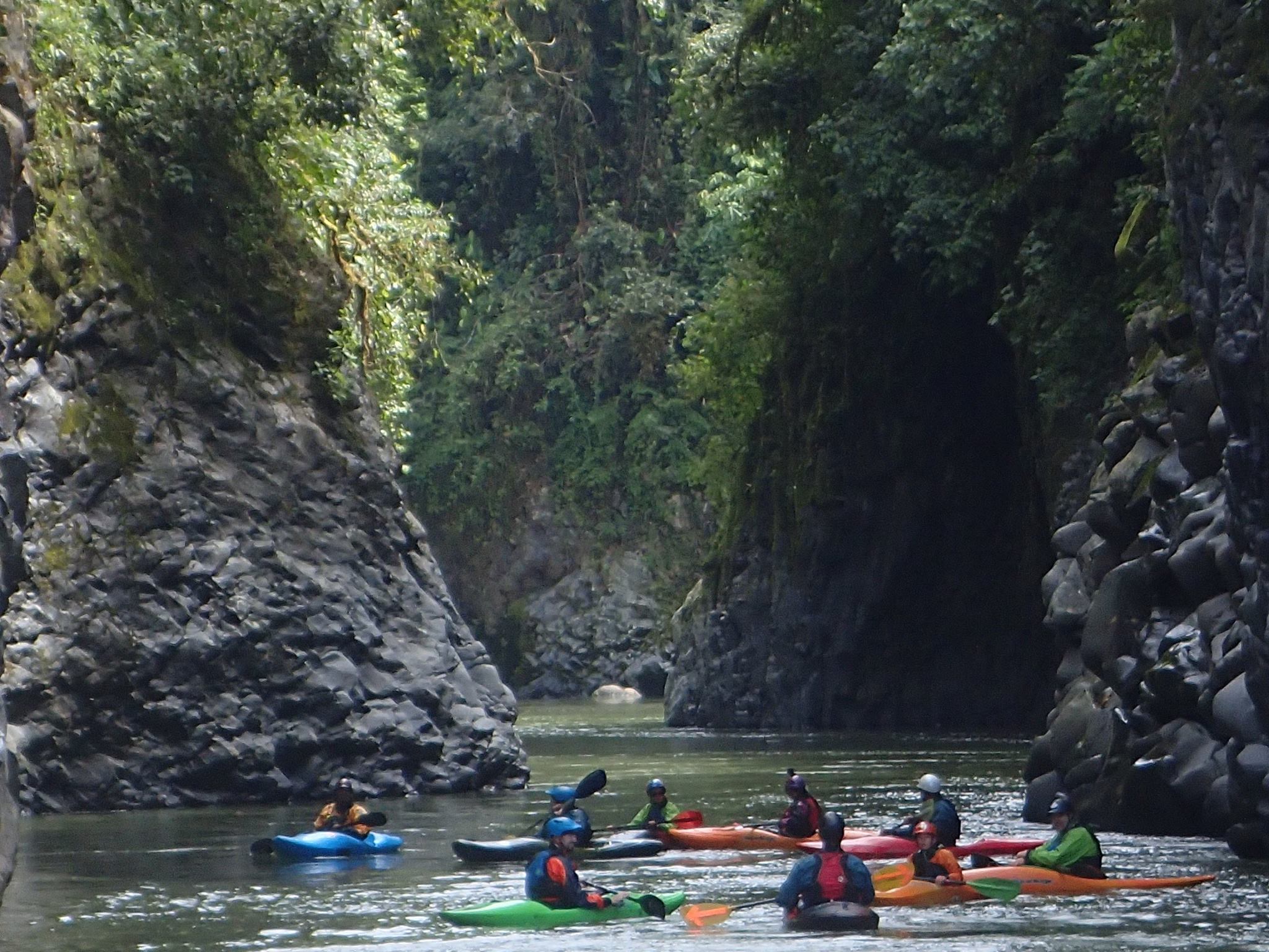 Ecuador Kayaking  - Endless River Adventures