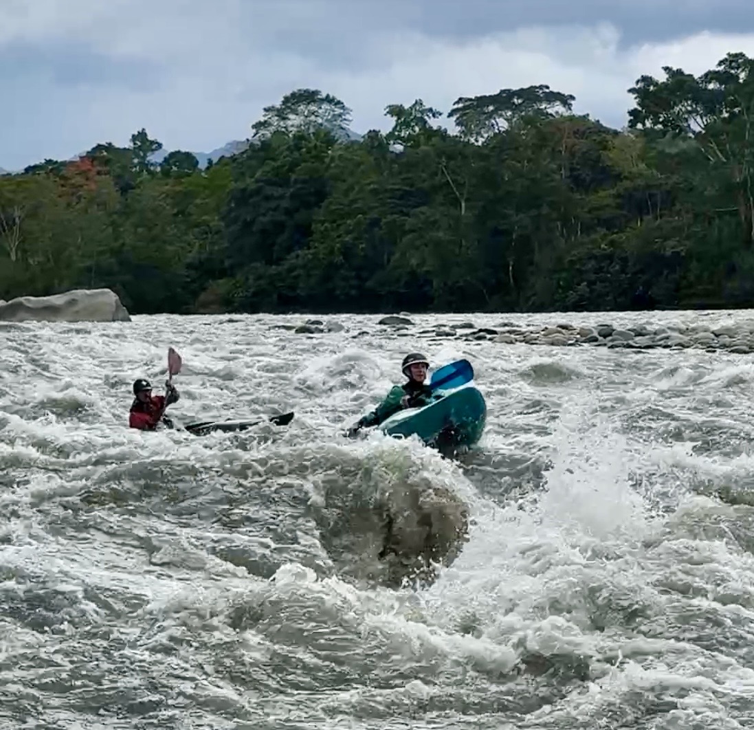 Kayak Ecuador Class III